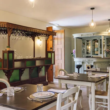 Palacete Do Guerreiro Charme & 5* Oliveira do Hospital