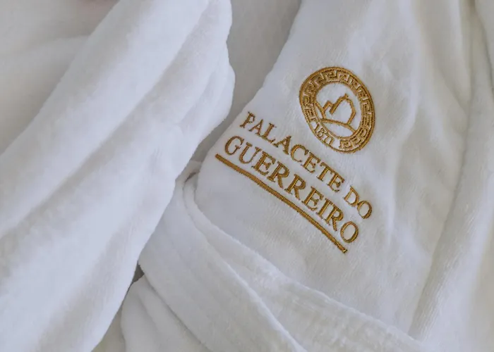 ホテル Palacete Do Guerreiro Charme & オリヴェイラ・ド・オスピタル