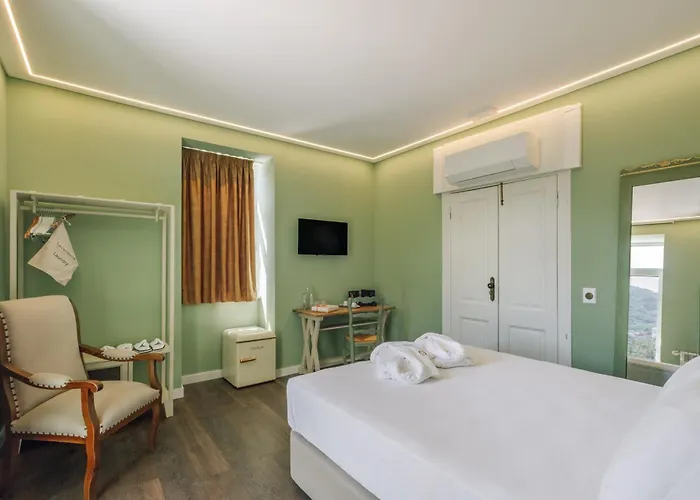 ホテル Palacete Do Guerreiro Charme & オリヴェイラ・ド・オスピタル