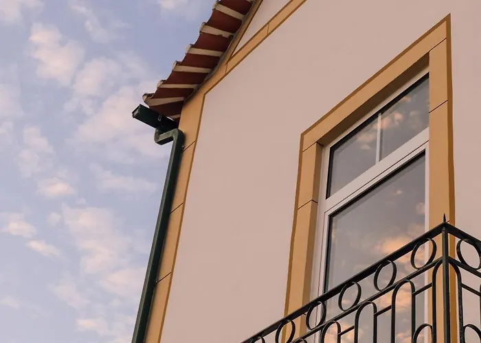 ホテル Palacete Do Guerreiro Charme & オリヴェイラ・ド・オスピタル